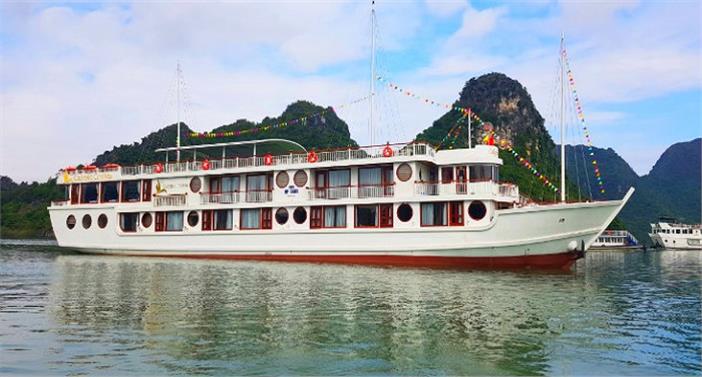 Du thuyền Calypso Lan Hạ